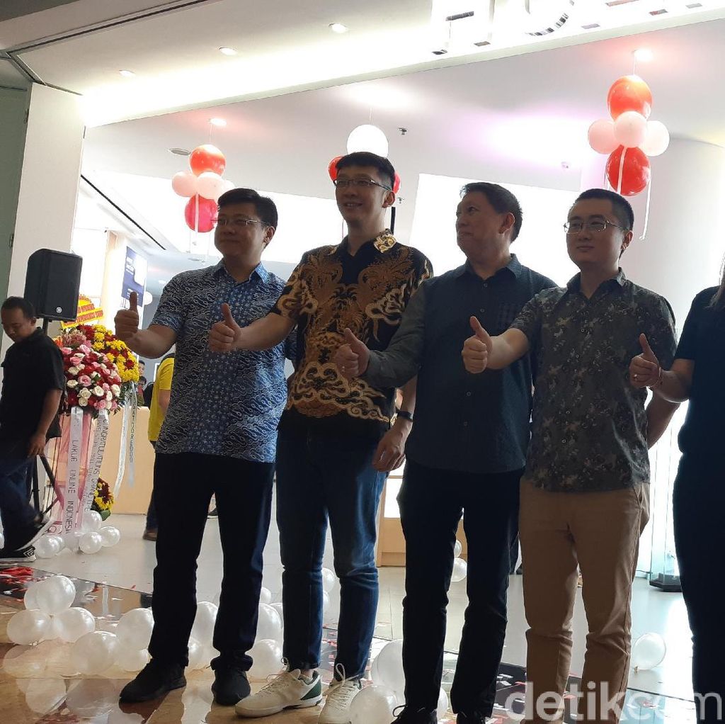 Huawei Hadirkan Toko High-end Pertamanya di Indonesia