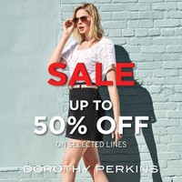 Dorothy Perkins juga tak ketinggalan memanjakan pelanggan dengan gelaran sale. Retailer asal Inggris yang menawarkan busana dan aksesori itu memberikan diskon sampai 50%. Foto: Twitter Senayan City