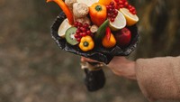 Nuansanya lebih ceria, karena ada campuran warna elok dari jahe, buah kiwi, cabe, apel, paprika, hingga lemon segar.Foto: Facebook Valgomapuokste