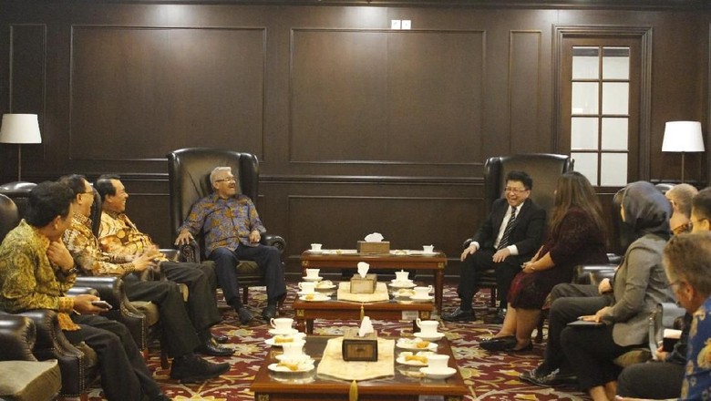 Ketua MA Malaysia Kaget Rekrutmen Hakim Agung RI: Seperti Cari Malaikat Ketua MA Malaysia Kaget Rekrutmen Hakim Agung RI: Seperti Cari Malaikat