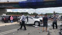 Kondisi lalu lintas padat sebagai imbas penanganan kecelakaan tersebut. (Foto: Dok. Istimewa)