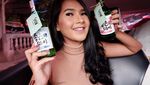 Berteman Baik dengan Kriss Hatta, Ini Pose Manis Soraya Rasyid Saat Makan