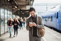 Banyak orang Swedia yang kini memilih naik kereta (iStock)