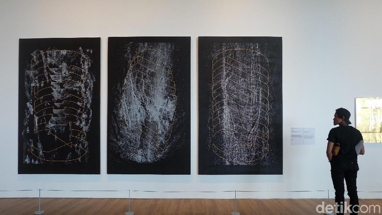 Karya Instalasi Andra Martin hingga FX Harsono di Pameran Terbaru Museum MACAN Karya Instalasi Andra Martin hingga FX Harsono di Pameran Terbaru Museum MACAN