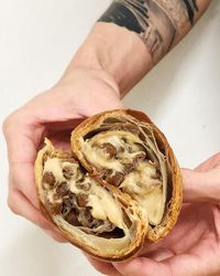 Kenyal Manis Croissant Isi Boba Ini Sedang Ngehits