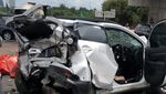 Foto: 4 Mobil Rusak Berat Usai Kecelakaan Beruntun di Tol Pondok Ranji