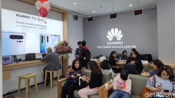 Tidak hanya penjualan, toko ini juga memiliki bagian khusus untuk layanan pelanggan. Foto: Virgina Maulita Putri/detikINET