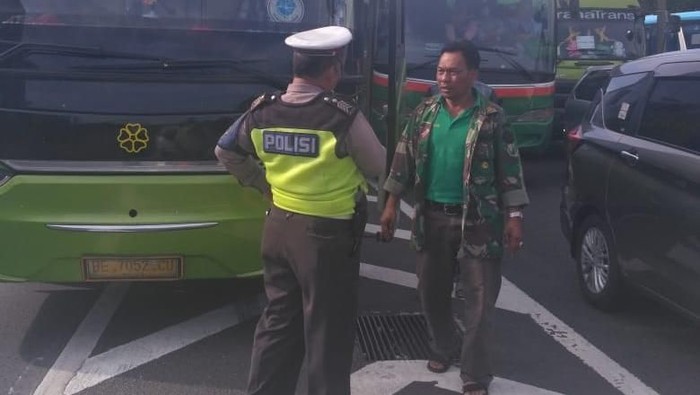 Detik Detik Penangkapan Pelaku Mutilasi Mayat Dalam Koper Di Tol Jakarta