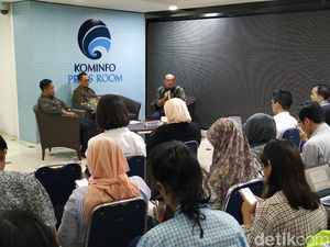 Kominfo Luncurkan Chatbot Anti Hoaks, Apa Itu?