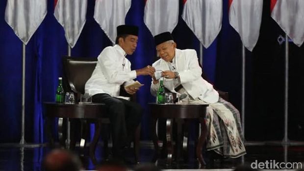 Jokowi-Ma'ruf saat debat Pilpres 2019