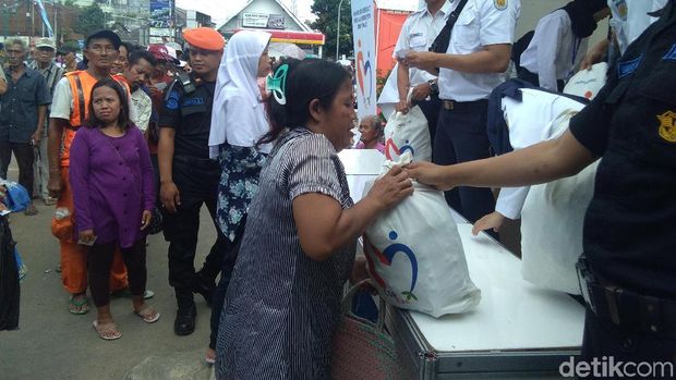 Tiket KA Lokal Gratis Slot Siang di Stasiun Yogya Ludes