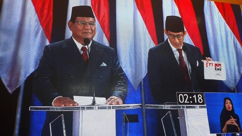 Prabowo: Saya Inisiator UU Desa, Tak Perlu Dipolitisasi! Prabowo: Saya Inisiator UU Desa, Tak Perlu Dipolitisasi!