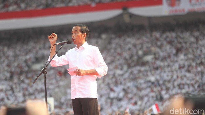 Jokowi menganggap olahraga penting untuk menjaga kebugaran tubuhnya (Foto: Pradita Utama) Jokowi menganggap olahraga penting untuk menjaga kebugaran tubuhnya (Foto: Pradita Utama)