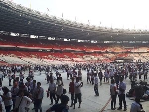 Massa Konser Putih Bersatu Mulai Tinggalkan GBK