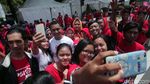Massa Pendukung Jokowi-Maruf Amin Ramaikan Panggung Solidaritas