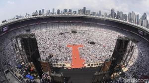 Pol! Massa Jokowi-Amin Putihkan GBK