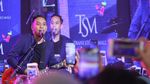 Terbakar Semangat Penampilan Pongki Barata The Dangerous Band di dHOT Music