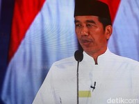 Sandiaga Kritik Holding BUMN, Jokowi Mau Bikin Super Holding