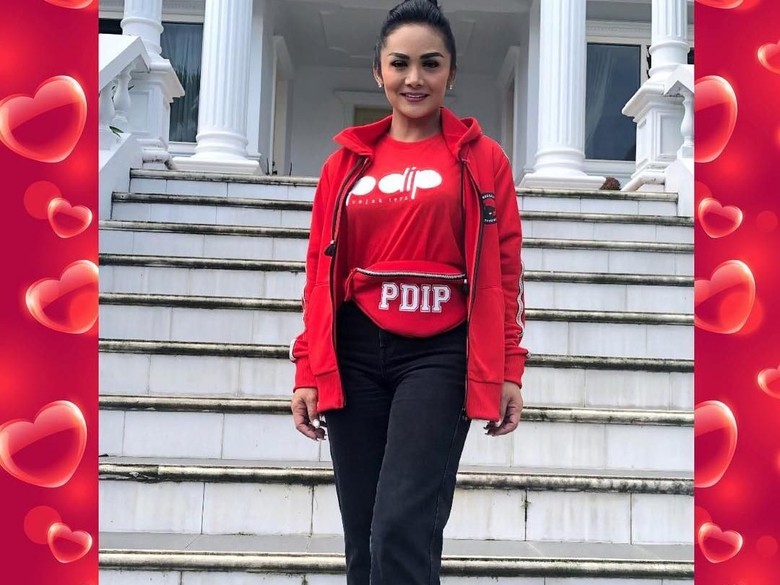 Diprediksi Lolos ke Senayan, Krisdayanti Tak Mau Setengah-setengah Diprediksi Lolos ke Senayan, Krisdayanti Tak Mau Setengah-setengah