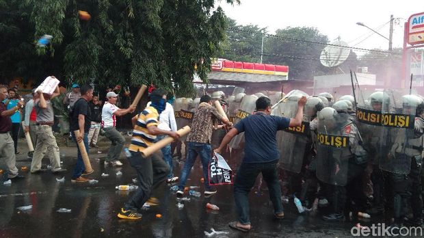 Cegah Kerusuhan Pemilu, 13 Ribu Aparat Bersiaga di Cirebon