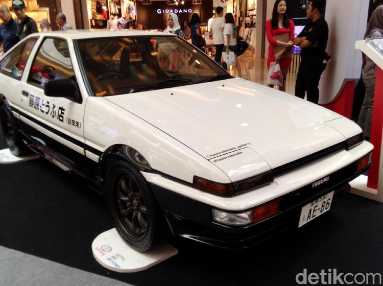 Mobil Legendaris Toyota di Semarang