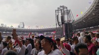 Lagu Gebyar-Gebyar dikumandangkan oleh Once Mekel, Candil, dan Aqi Alexa. Foto: Dyah Paramita Saraswati