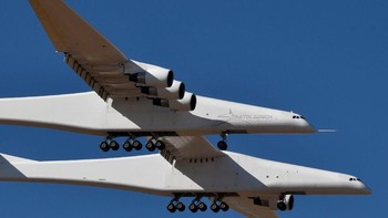 Branson yang punya perusahaan antariksa Virgin Galactic kabarnya telah didekati Stratolaunch. Foto: Reuters