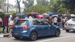 Mengular Panjang, Begini Antrean WNI yang Mau Nyoblos di Singapura