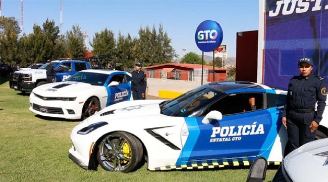 Berita Populer: Pakai Oli Bekas Bisa Bahaya, Mobil Sport Polisi