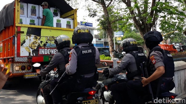 KPU Bantul Mulai Distribusikan Logistik Pemilu KPU Bantul Mulai Distribusikan Logistik Pemilu