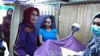 Vanessa Angel, salah satu penghuni rutan tampak antusias mendengarkan penyuluhan yang digelar gayeng dan interaktif. Foto: Amir Baihaqi