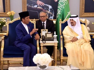 Tiba di Riyadh, Jokowi akan Bertemu Raja Salman dan Pangeran MBS