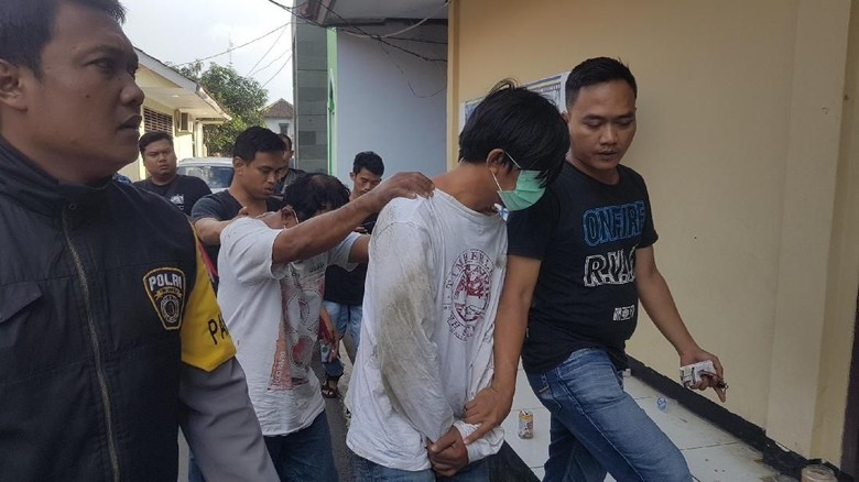 Fakta Terbaru Pembunuhan 2 Mayat dalam Karung di Laut Pandeglang Fakta Terbaru Pembunuhan 2 Mayat dalam Karung di Laut Pandeglang