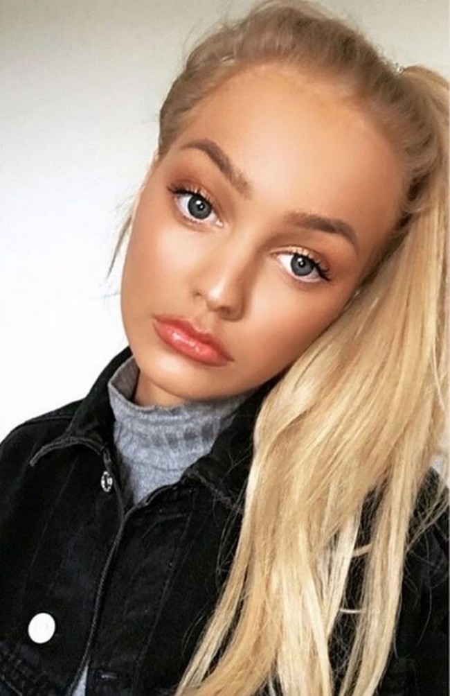 Di bulan Februari, Lauryn menjadi sensasi ketika Katie menuduhnya berselingkuh dengan mantan suaminya, Kieran Hayler. Lauryn menyangkal tuduhan itu, dan kembali bekerja sebagai pengasuh. Foto: Dok. Lauryn Cook