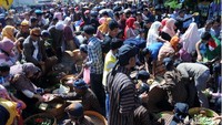 Sadranan merupakan tradisi rutin warga di Kecamatan Cepogo, Kabupaten Boyolali setiap bulan Ruwah, dalam penanggalan Jawa.