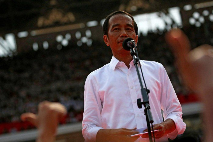 Capres Jokowi saat menghadiri Konser Putih Bersatu di GBK
