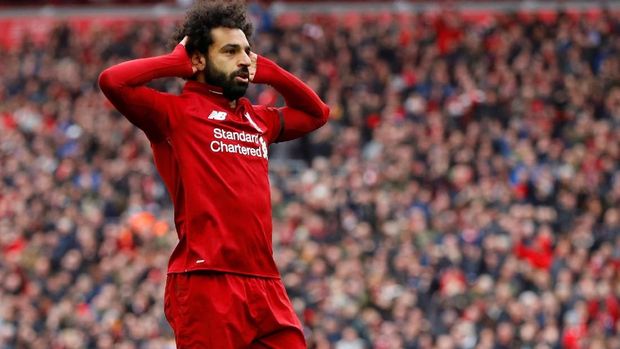 Mohamed Salah mencetak gol kedua Liverpool. (