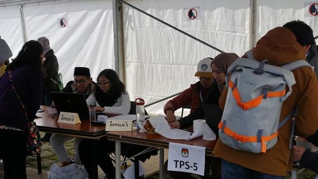  Partisipasi pencoblosan Pemilu serentak 2019 di Den Haag, Belanda, meningkat drastis dibanding Pemilu 2014.