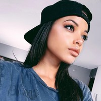 Sebelum Charlies Angels yang disutradari aktris Elizabeth Banks, Ella telah muncul dalam sejumlah drama dan film namun memang tidak terlalu terkenal. Ella pertama kali menjadi peran utama dalam serial The Athena sebagai Nyela Malik tahun lalu. Foto: Instagram Ella Balinska