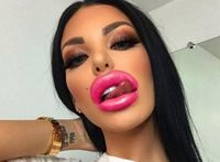 Tren Bibir Tebal  Seperti Bintang Porno yang Bisa Mengancam 