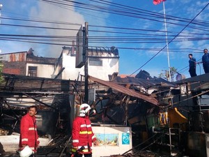Kompor Meledak, 3 Warung di Kuta Kebakaran