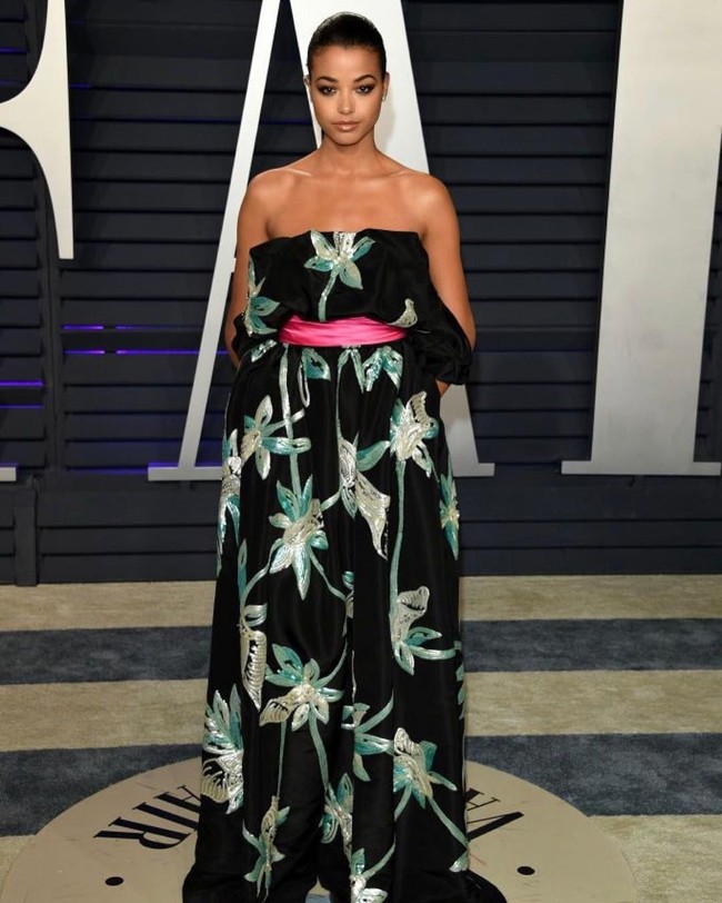 Aku tidak pernah berpikir aku ingin sukses lebih kepada aku ingin bangun di pagi hari untuk melakukan apa yang aku suka ungkap Ella yang mengaku selalu ingin bermain film action dan menguasai bela diri. Foto: Instagram Ella Balinska