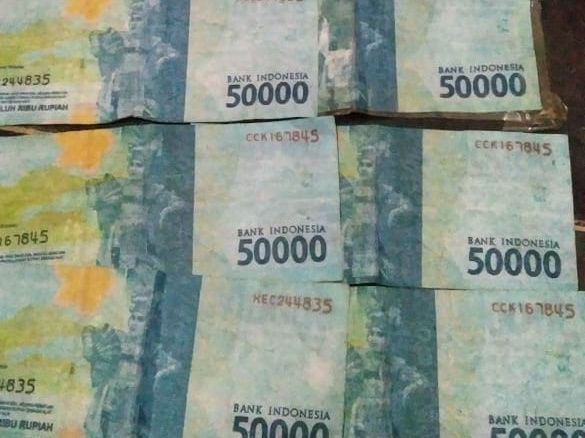 Uang palsu yang ditemukan warga beredar di Pangandaran.