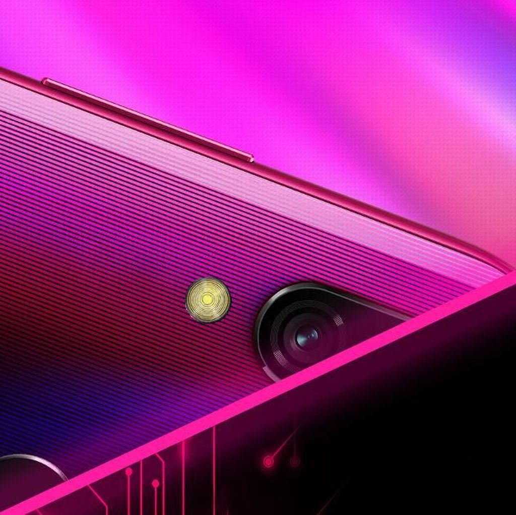 Xiaomi Siapkan Ponsel Selfie Mumpuni & Tahan Cipratan Air
