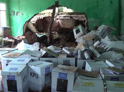 680 Kotak Suara di Bogor Rusak Terendam Lumpur