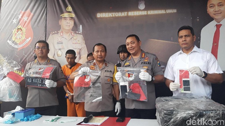 Dua Pemutilasi Mayat dalam Koper Terancam Hukuman Seumur Hidup Dua Pemutilasi Mayat dalam Koper Terancam Hukuman Seumur Hidup