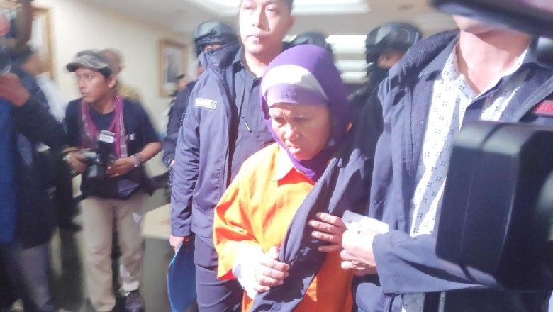 Polisi: Anggraeni Culik Balita di Masjid Bekasi untuk Mengemis Polisi: Anggraeni Culik Balita di Masjid Bekasi untuk Mengemis