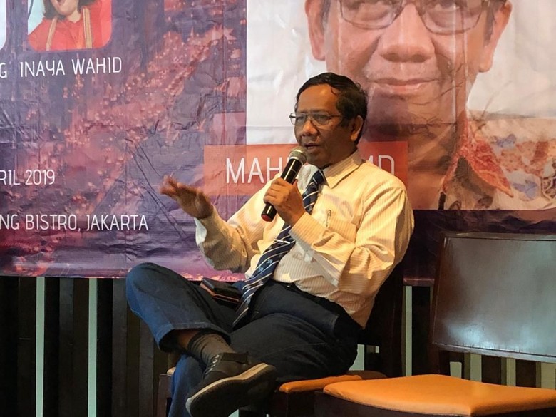 Mahfud Md Imbau Warga Salurkan Hak Pilih di 17 April daripada Jalan-jalan Mahfud Md Imbau Warga Salurkan Hak Pilih di 17 April daripada Jalan-jalan