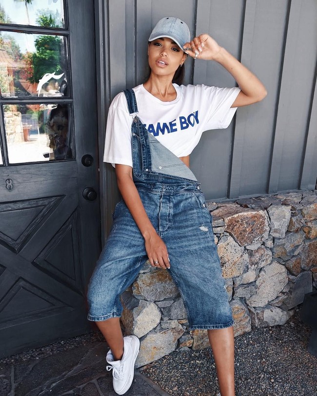 Dalam kariernya, Ella pun bercita-cita untuk menginspirasi orang. Tujuanku adalah untuk bisa menginspirasi orang. Jika kamu bisa membuat sedikit perbedaan, berarti aku sudah melakukan pekerjaanku, ungkapnya. Foto: Instagram Ella Balinska