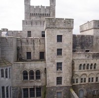 Kini kastil tersebut dijual di bawah listing perusahaan properti Maison Real Estate. Berminat? Foto: Dok. Maison Real Estate